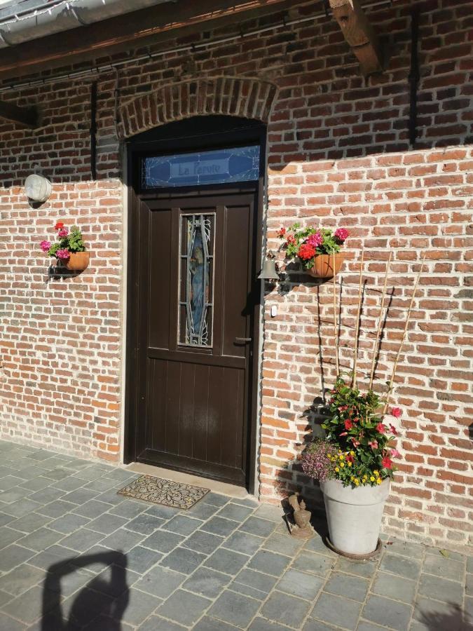La Ferme De La Papote Bed & Breakfast Morbecque Exterior photo