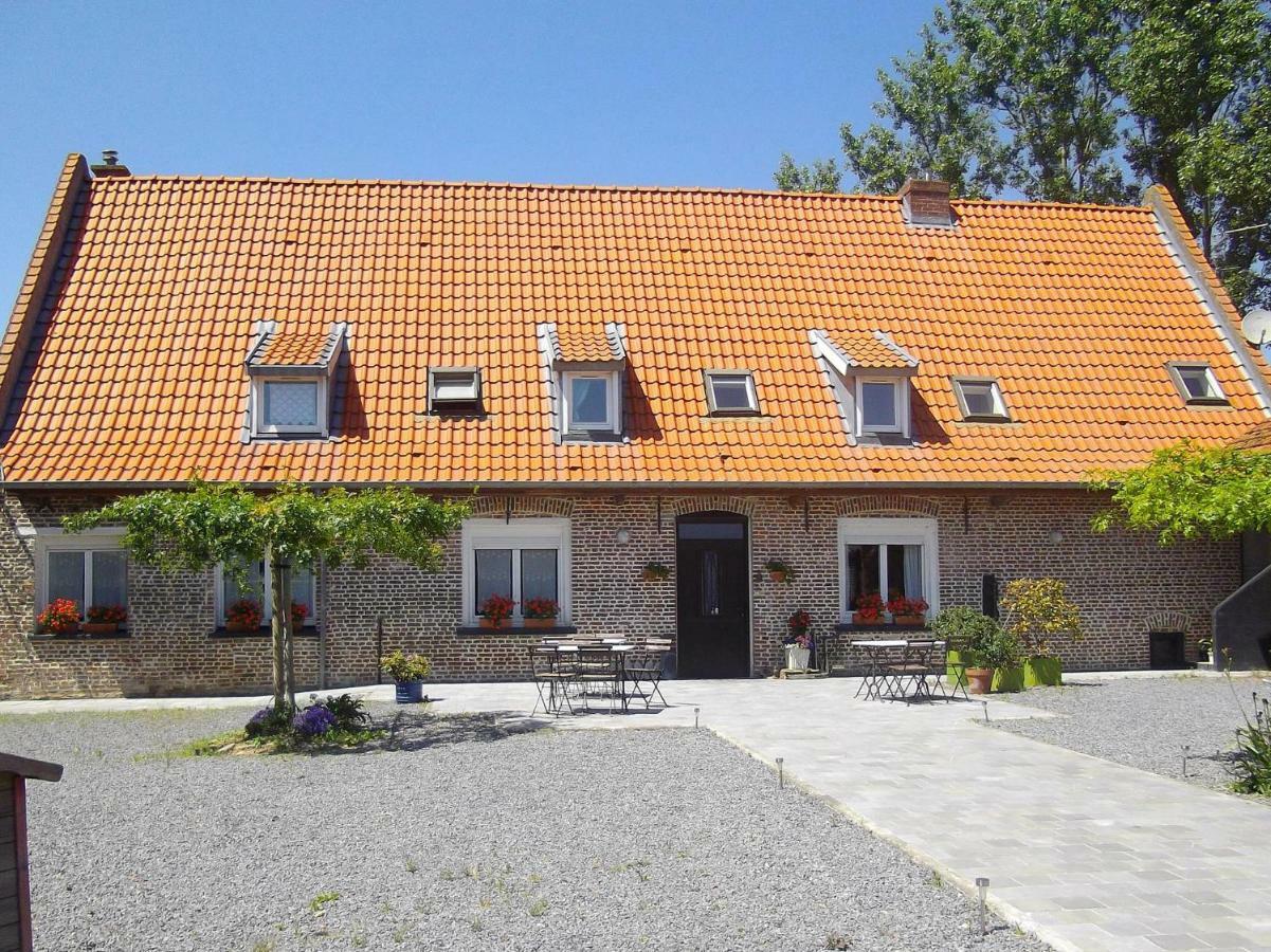 La Ferme De La Papote Bed & Breakfast Morbecque Exterior photo
